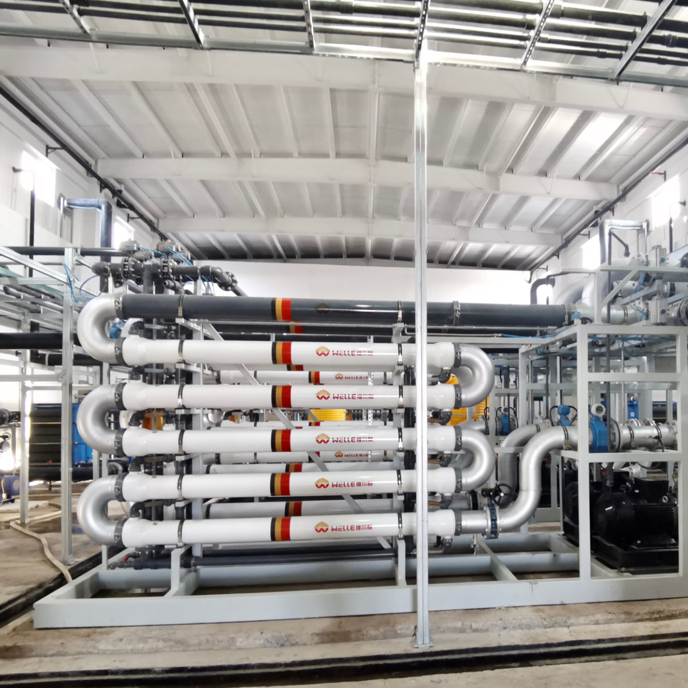 錦旗飄飄 盤錦項目順利進入試運行，維爾利獲得業主肯定